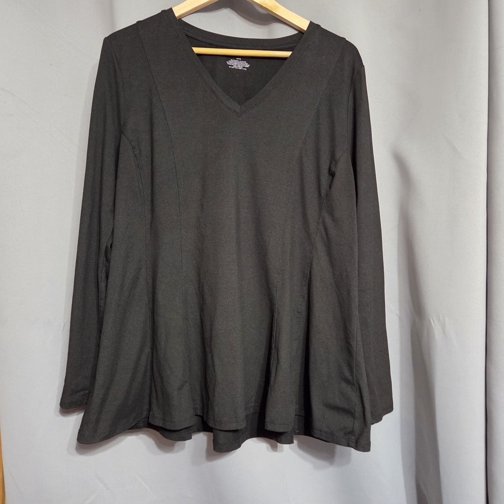 Lane Bryant Charcoal V-Neck Long Sleeve Tee